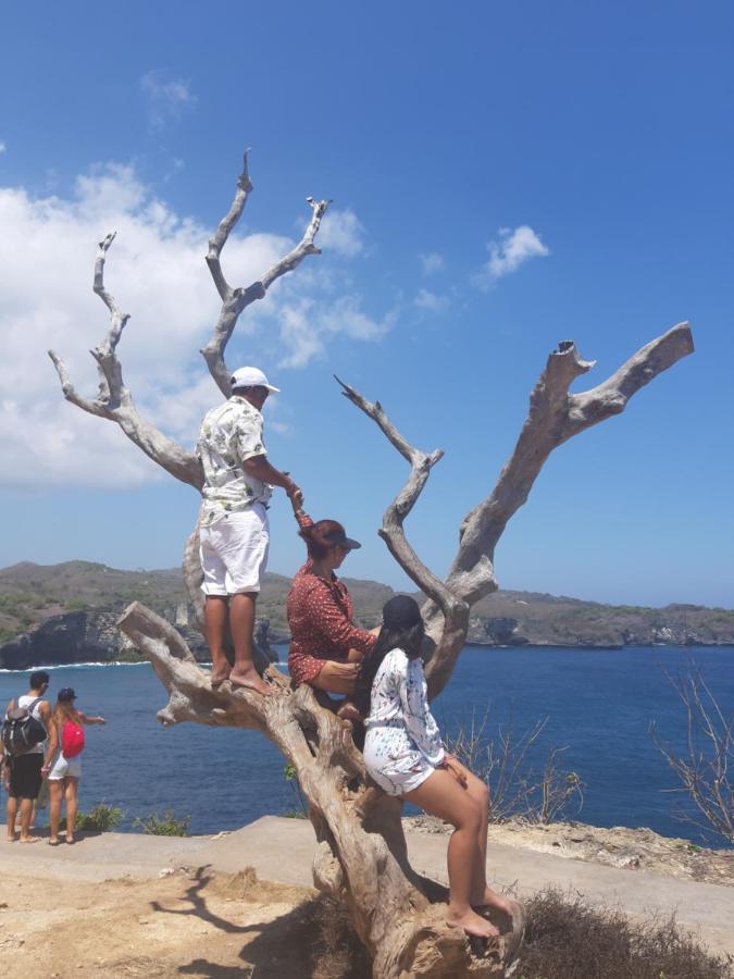 D&D Homestay Pesanggaran エクステリア 写真